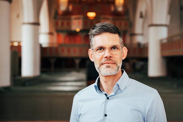 Portraitfoto von Thorsten Ahlrichs