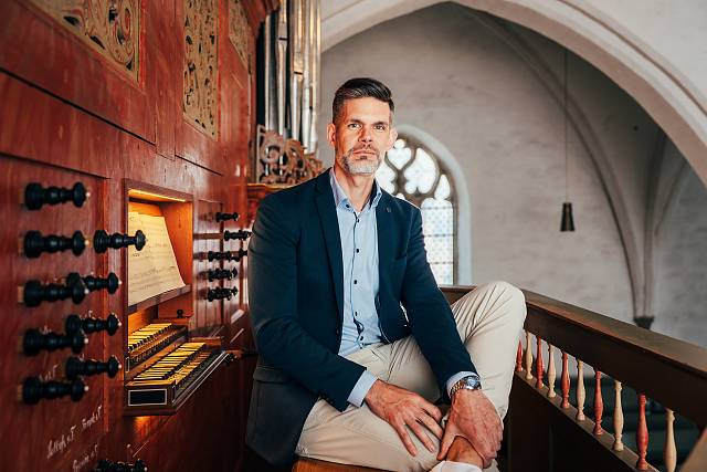 Portraitfoto von Thorsten Ahlrichs